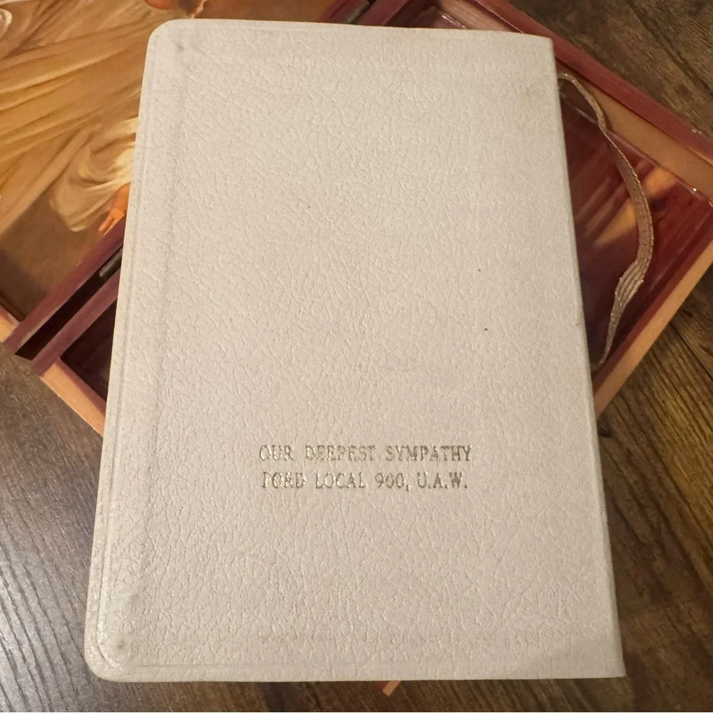 Ford UAW Local 900 Detroit Holy Bible With Wood Presentation Box Prince Of Peace
